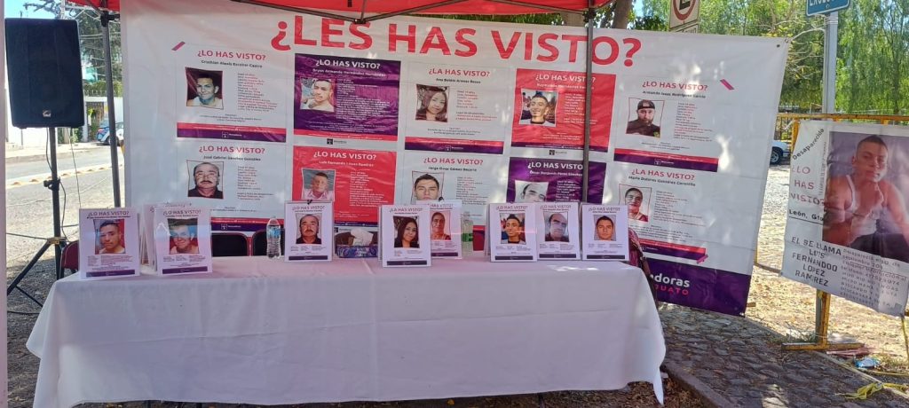 ¡Devuélvannos a nuestrxs desaparecidxs! Exigimos un Plan de Identificación en Guanajuato YA